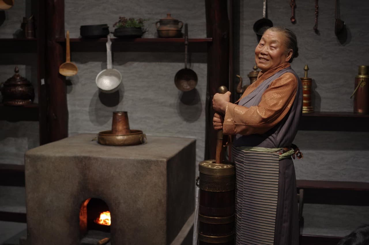High-End Wax Figure Manufacturer for Artistic and Cultural Displays
