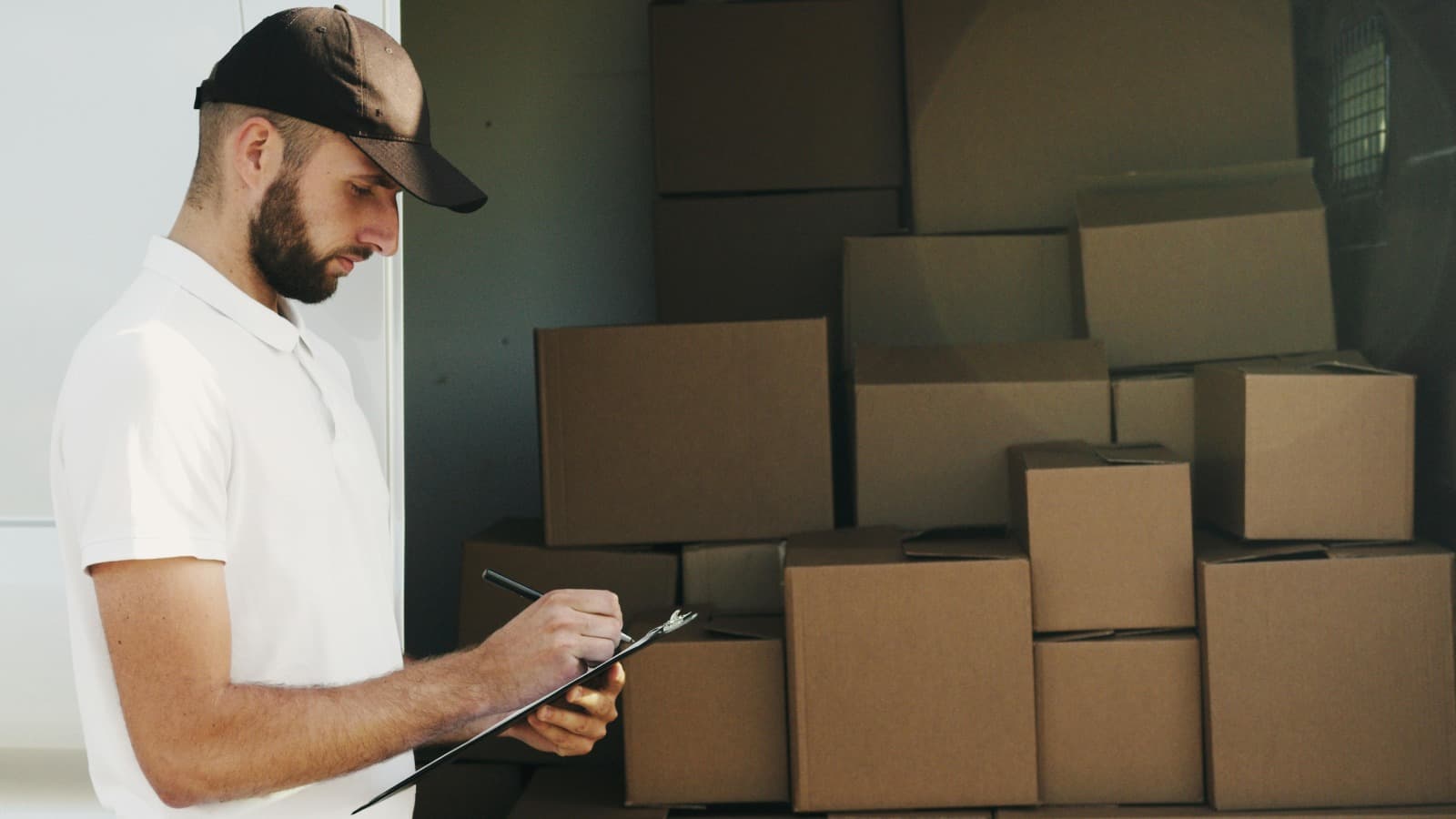 Moving Companies Calgary Offering Full-Service Relocation Packages