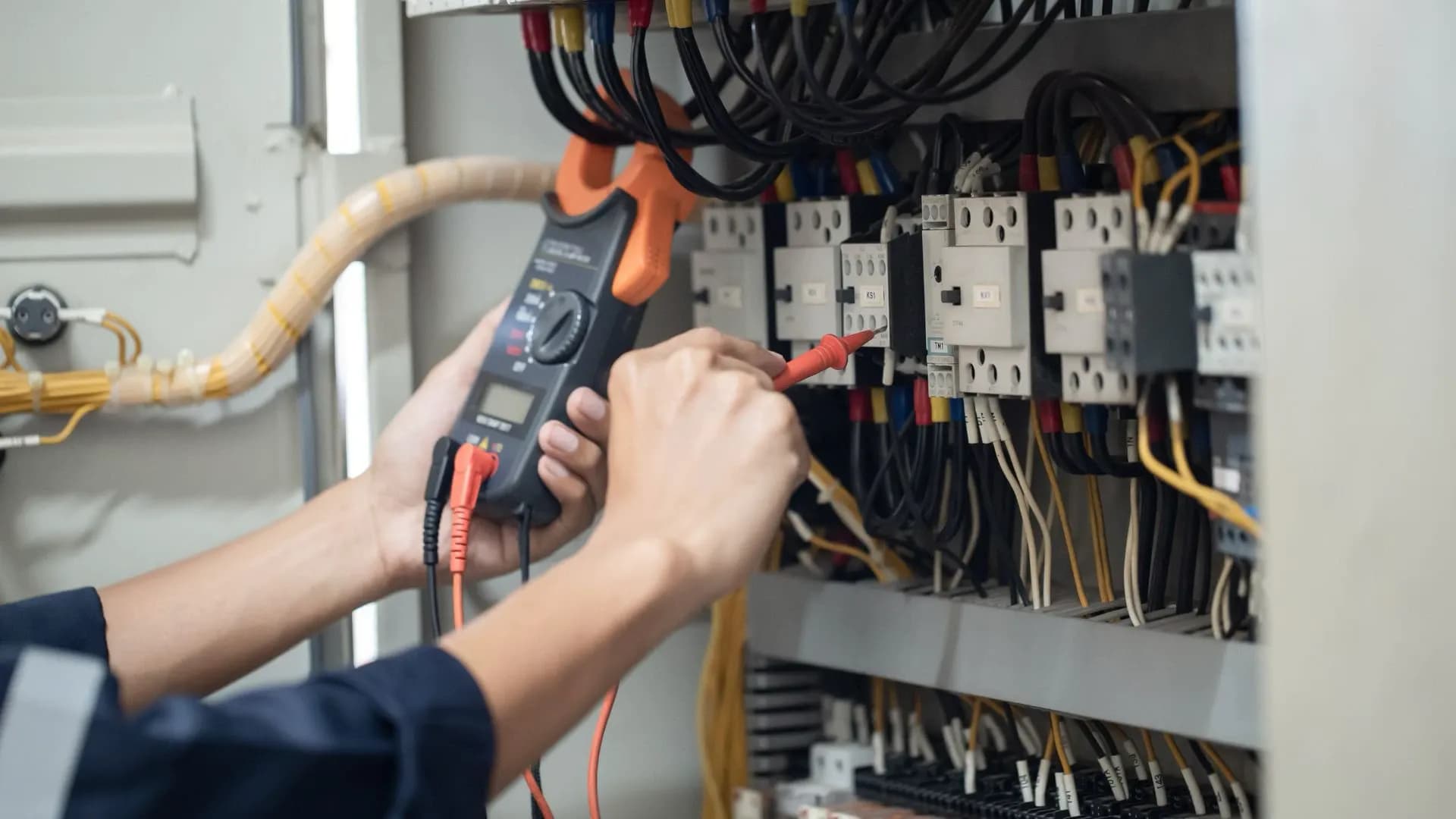 Electrical Home Inspection Services to Detect Hidden Hazards