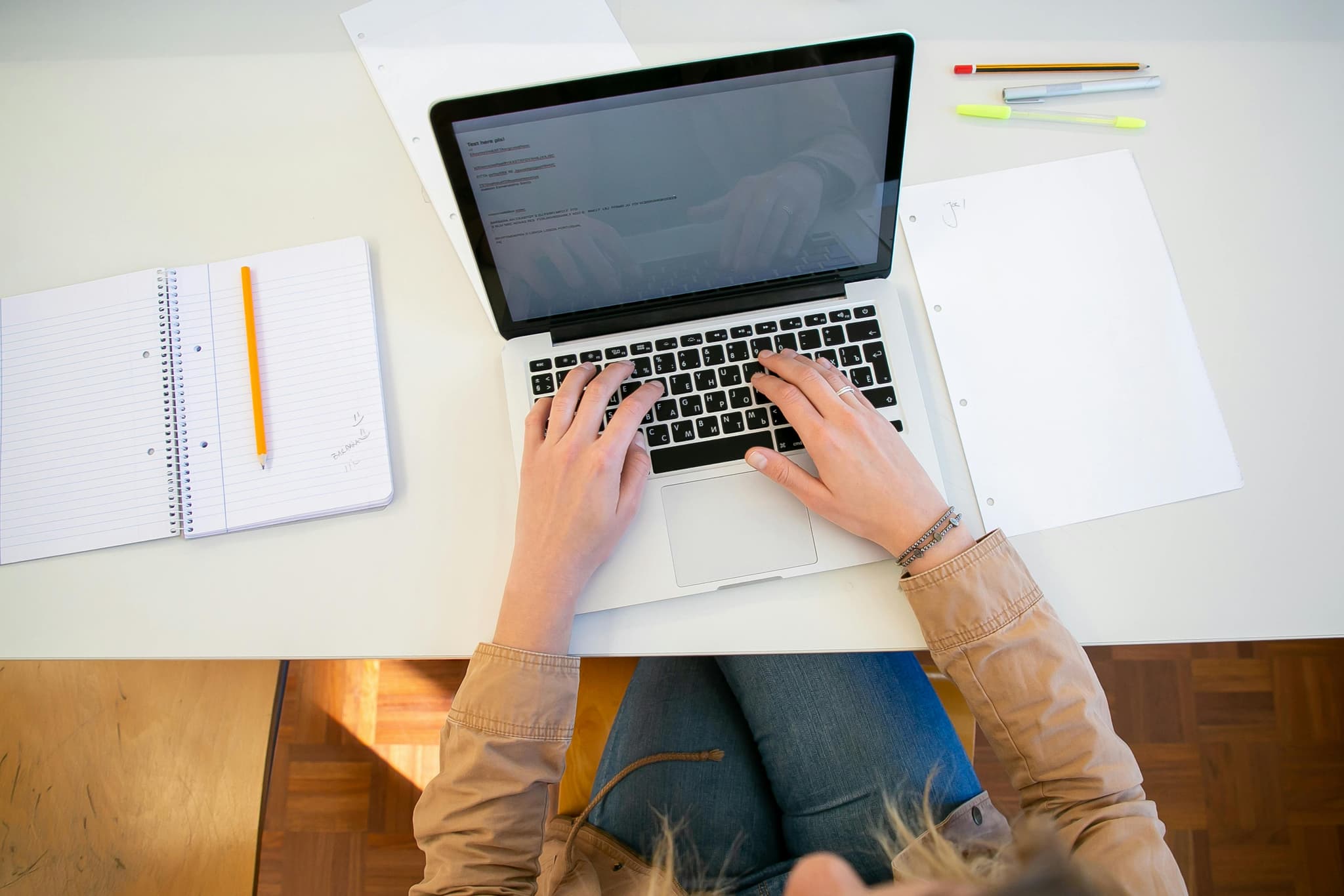 How to Maximize Your ROI with a Professional Purchasing Consultant