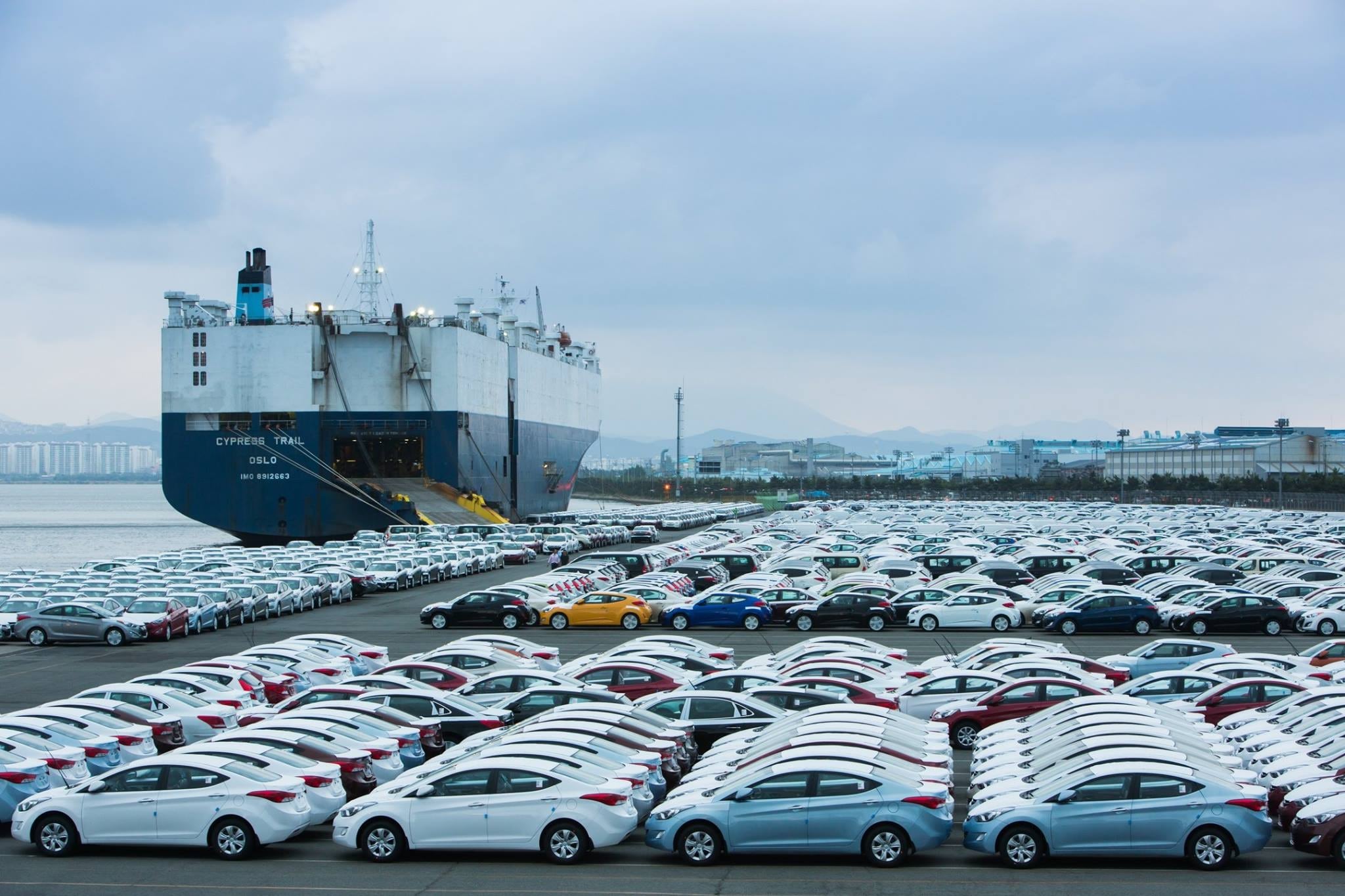 Véhicule occasion export en Suisse : service rapide et sécurisé