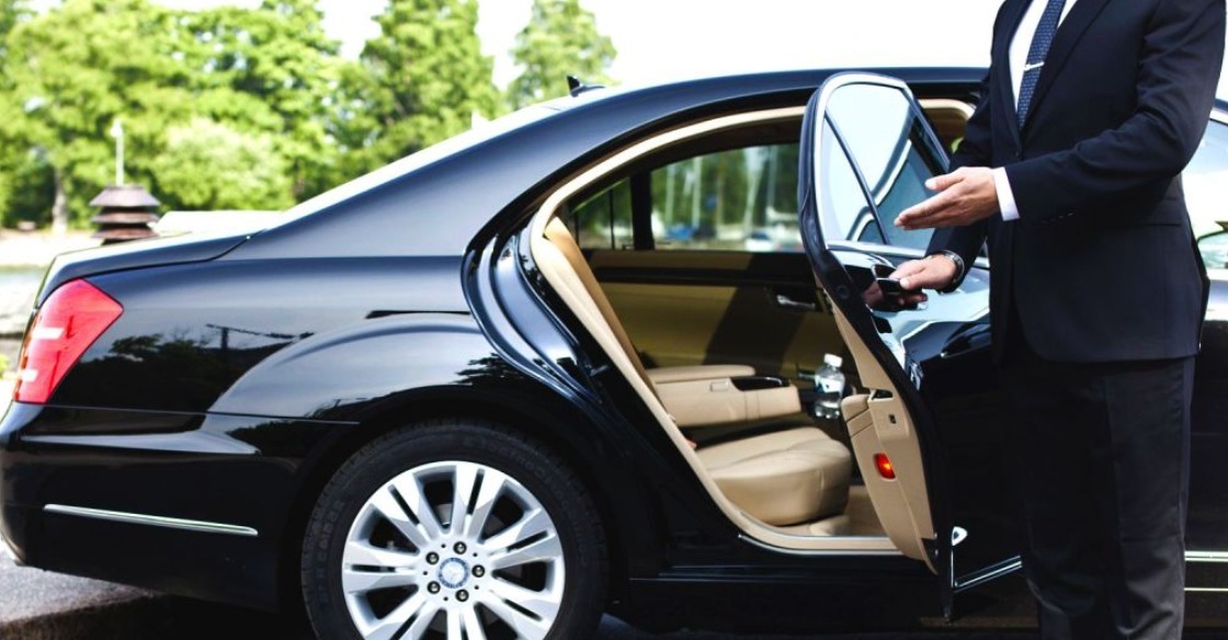 Black Car Service – True North VIP Hourly Charter Luxury Transportation