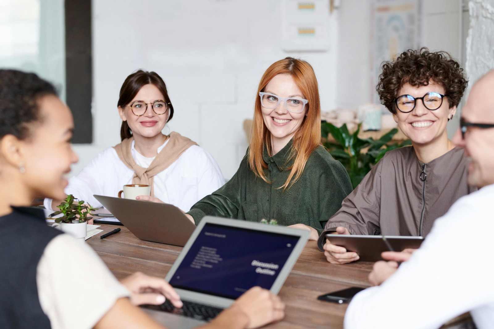 Convert Invoice to Excel/CSV with AI-Powered Accuracy
