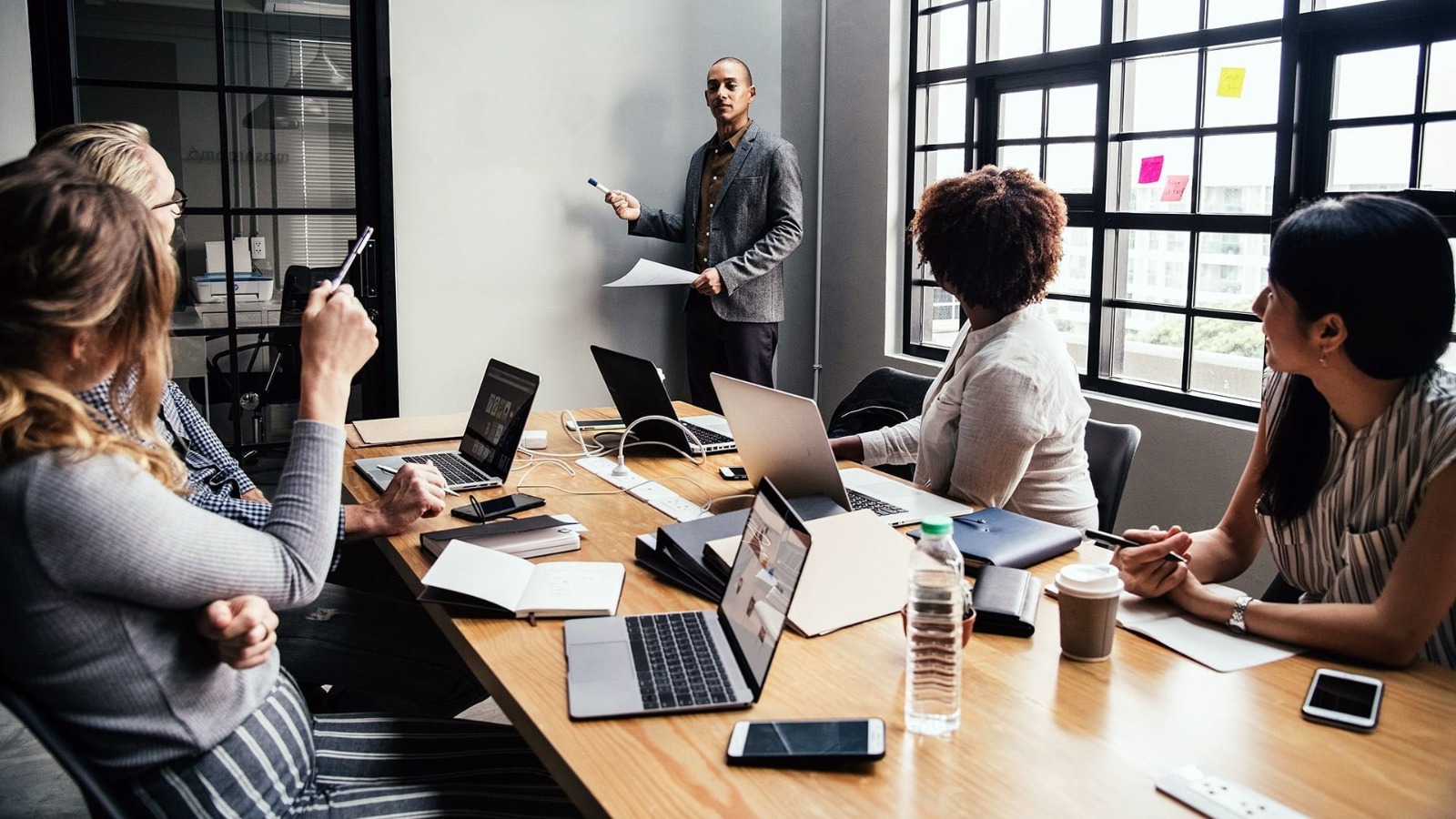 Fractional CMO Jobs UK Driving Measurable Growth
