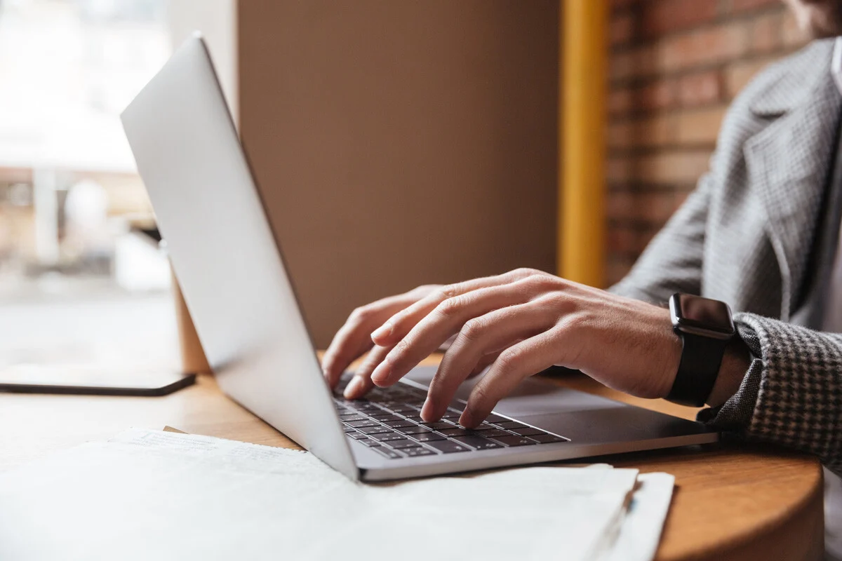 Competitive Intelligence FAQs: Your Questions, Expert Answers