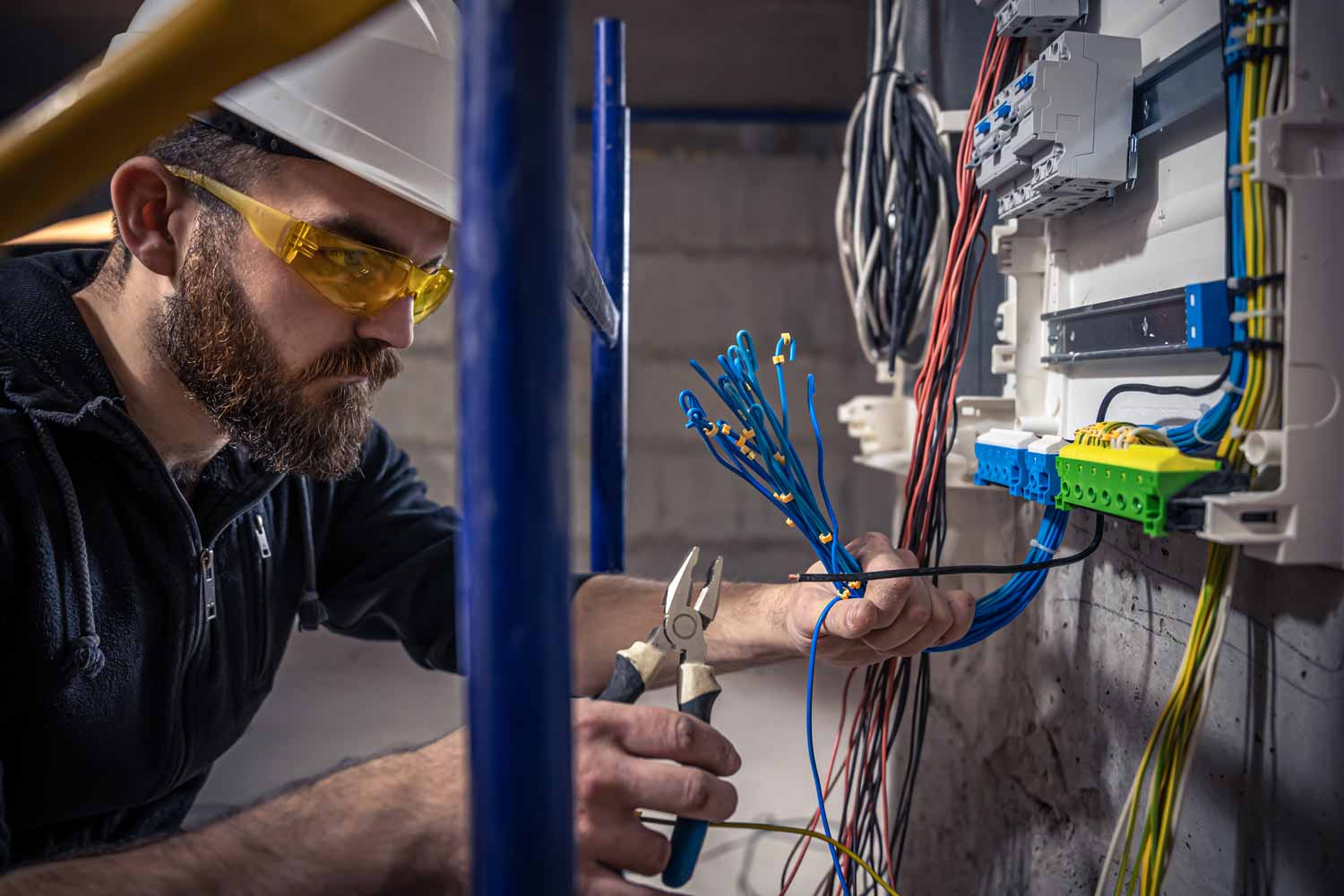 Top Benefits of Scheduled Commercial Electrical Maintenance