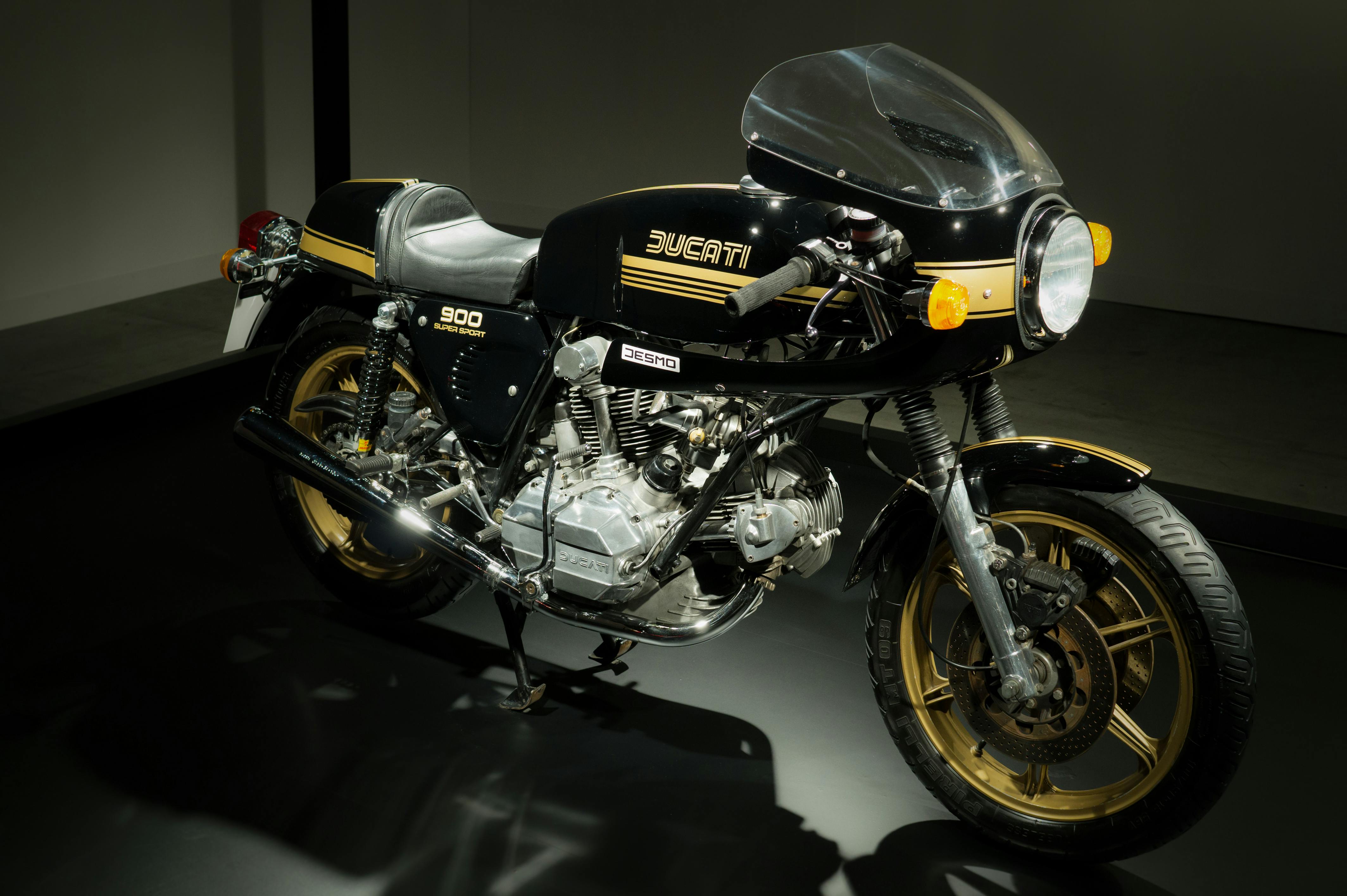 Premium Windshield Motorcycle Collection – Quality You Can Trust