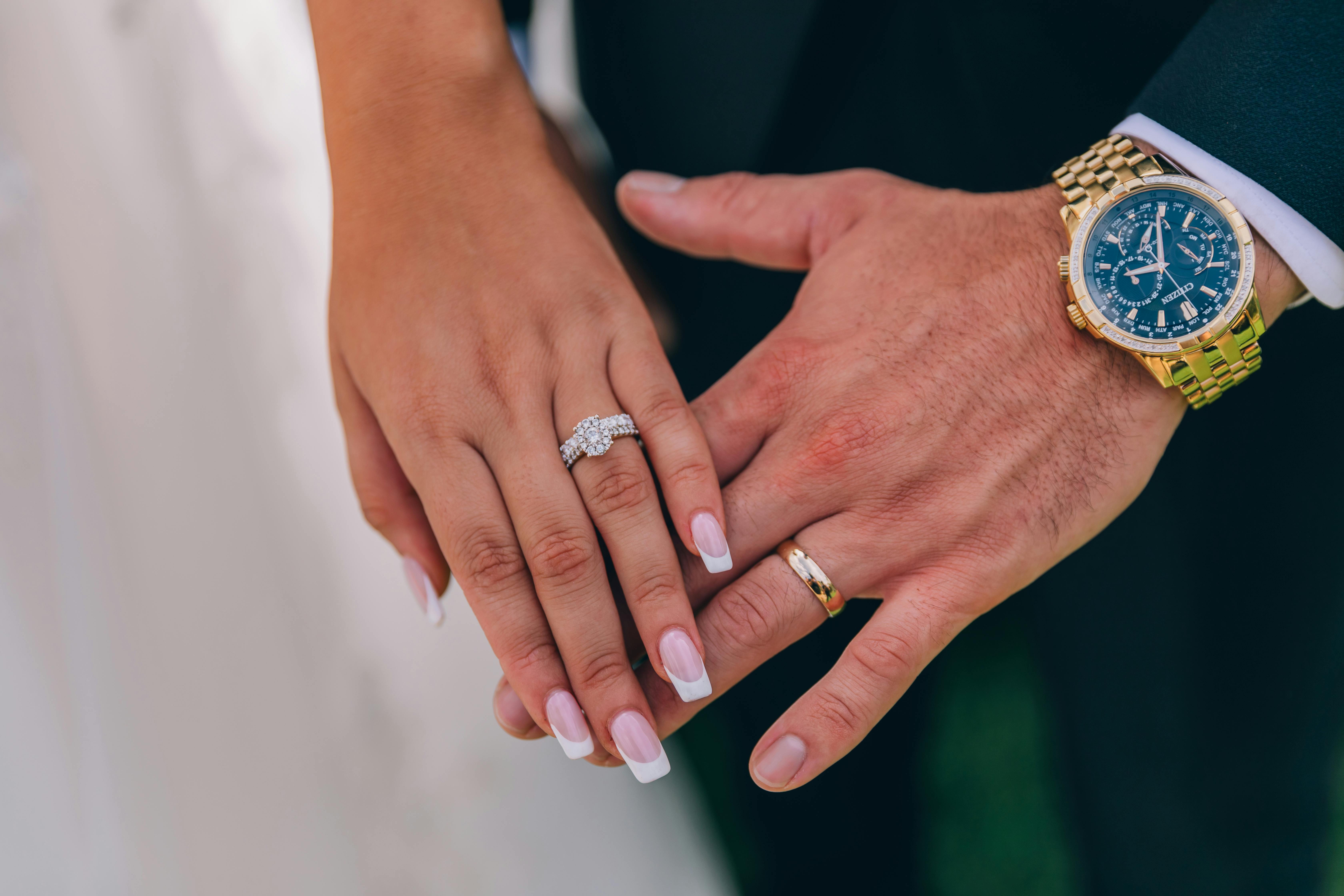 Diamond Engagement Rings Online UK: Convenience Meets Luxury